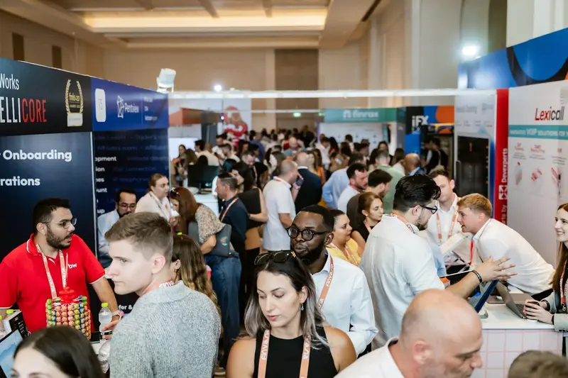 just a few days away what to expect at ifx expo international 2025 grafika numer 2