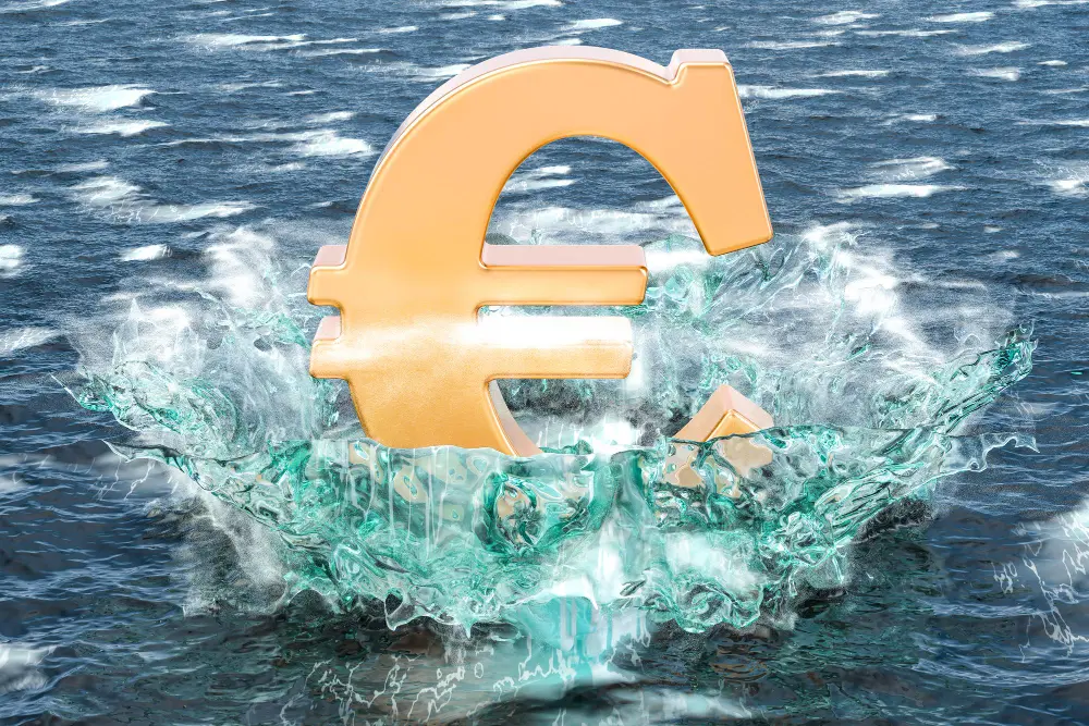 EUR Under Pressure as Risk Sentiment Sours; CEE Currencies in Focus