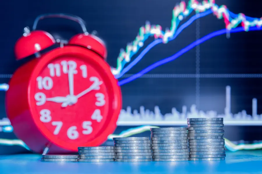Rising December Rate Cut Bets Drive Volatility in Silver and Bonds