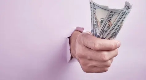 ¡Cuidado con el precio del dólar (USD), el precio del euro (EUR) y zloty polaco (PLN)! Estos datos fluctuarán en el mercado Forex, ¡te sorprenderán!