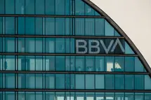 Las tres empresas más importantes del Ibex 35 en medio de la gran inseguridad macroeconómica; ¿inviertes en las acciones Telefónica? Esto te interesa ¿Cuánto cotiza Santander y BBVA?