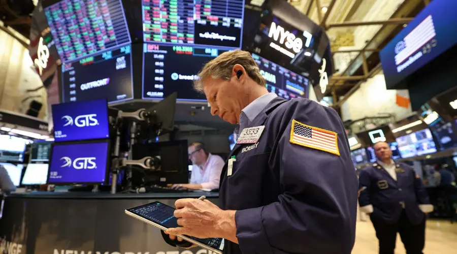 La bolsa inundada de rojo. S&P 500, Dow Jones y Nasdaq Composite en negativo. Wall Street mira al Irán