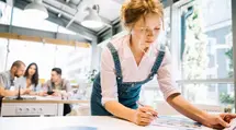 ¿Es el fin del mercado del trabajador? El aumento del salario promedio de 6,6%
