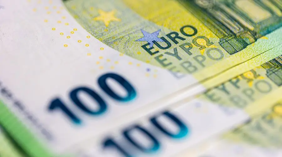 Nuevos récords del S&P 500 y Nasdaq. El EURPLN se mantiene estable cerca de 4,23-4,25