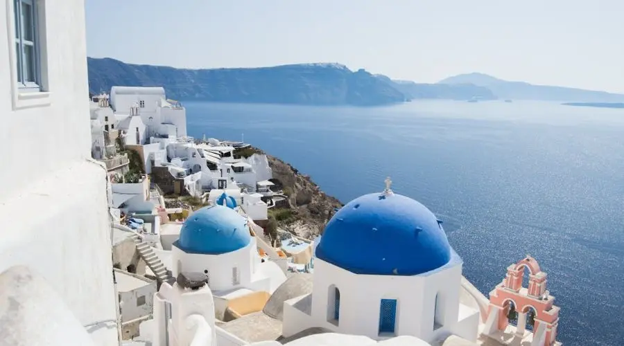 ¿Cuánto cuesta un viaje a Grecia por una semana? Revisamos los precios en destinos populares