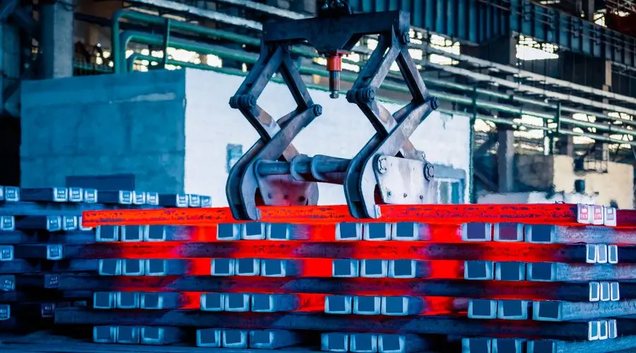 ¿Subirá el precio de las acciones de Stalprofit? Los expertos cambiaron la previsión a COMPRA