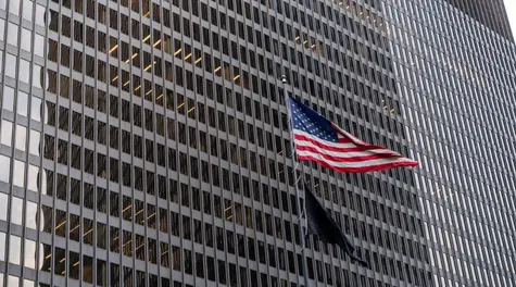 Bond Escape Gains Momentum. Investors Abandon Debt and Seek Alternatives
