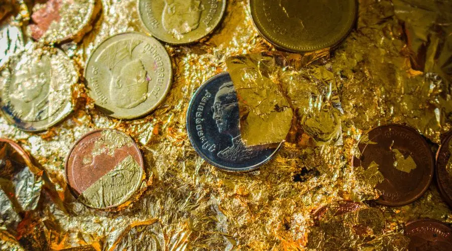 El oro y la plata bajo presión. Los aumentos de precios de la energía refuerzan el dólar USD