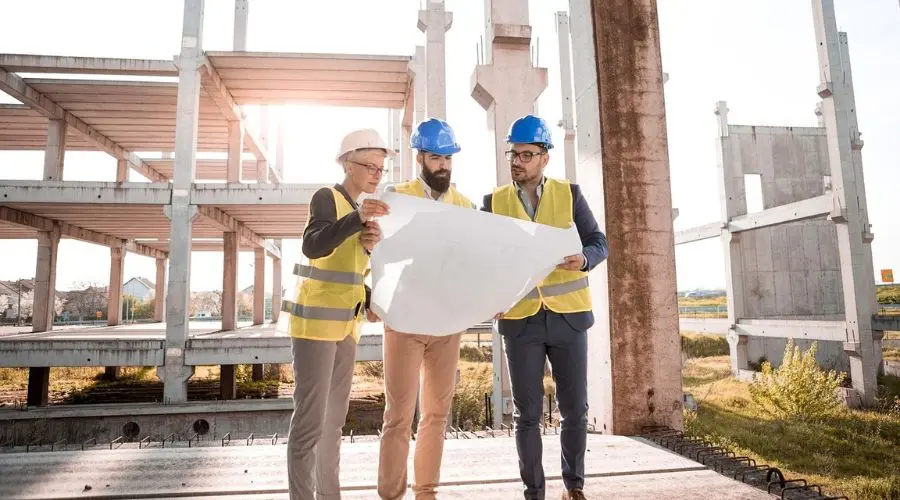 How to effectively manage a construction investment? UNI-FORM – from concept to acceptance
