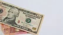 Dólar débil, récords en las bolsas y presión sobre el RPP. El tipo USD/PLN cae por debajo de 3,62 zlotys.
