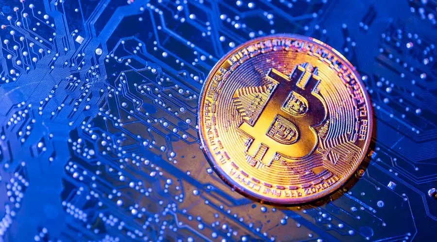 Los precios del petróleo ponen a prueba el apetito de los inversores por el riesgo, mientras que el precio de BTC se mantiene por encima de 81 mil dólares