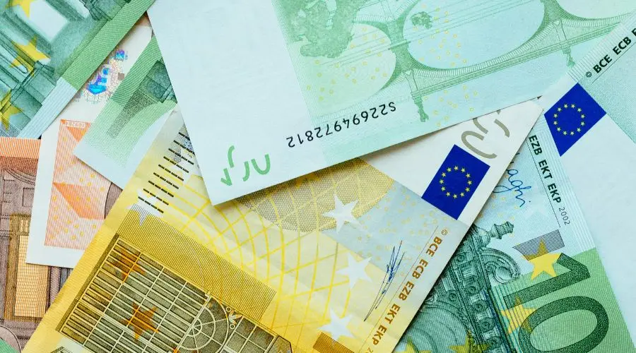 Tasa de euro - pronóstico para los próximos días (EUR/PLN). ¿Y el dólar USD/PLN?