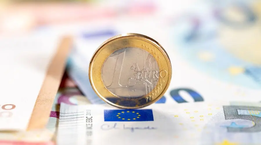 Dollar rate weakens. Will the euro EUR/PLN drop below 4.24 PLN?