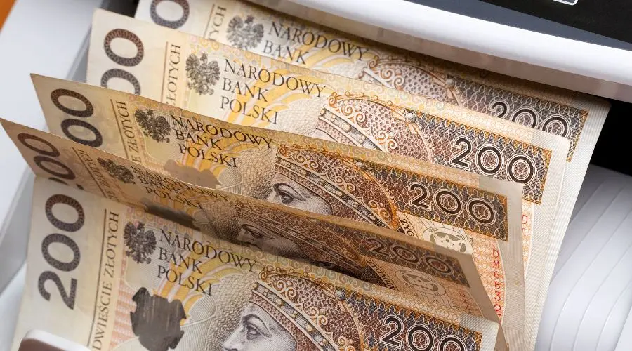 Average salary was 9,530.45 PLN. We have more increases!
