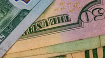 EUR/USD Defends Itself at the Uptrend Line. Oil Inventories Plunge Dramatically