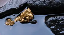 Ropa más barata, el oro más barato en meses. La moneda local sigue debilitándose