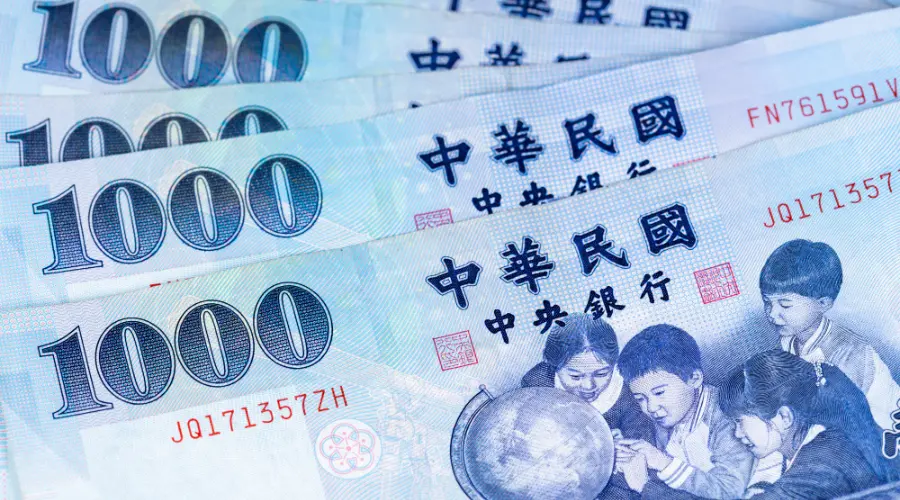 EURUSD Hovers Around 1.14, but the Yen Draws Attention! USDJPY Continues Upward Move