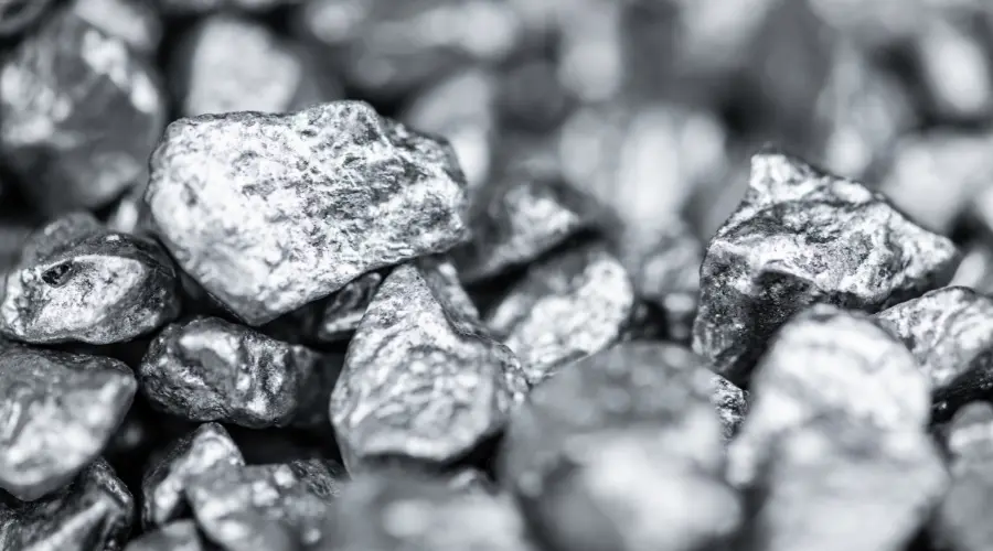 AI Revolution and the Commodity Market. Why Data Centers Will Drive Demand for Platinum?