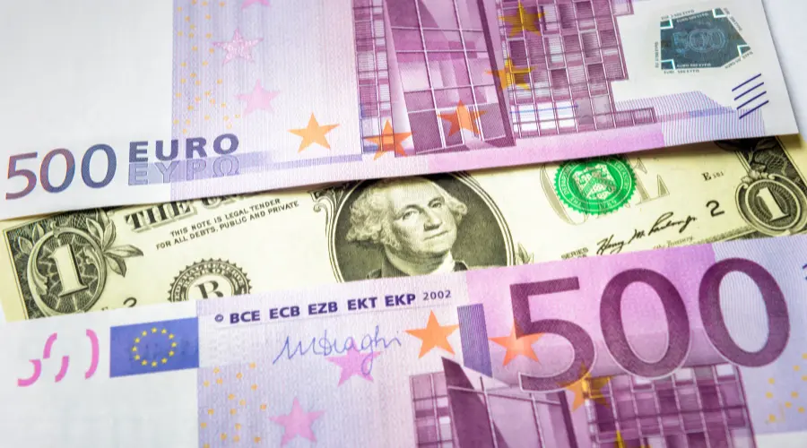 El petróleo sube fuertemente, el dólar baja: ¿El BCE reforzará hoy la posición del EURO?