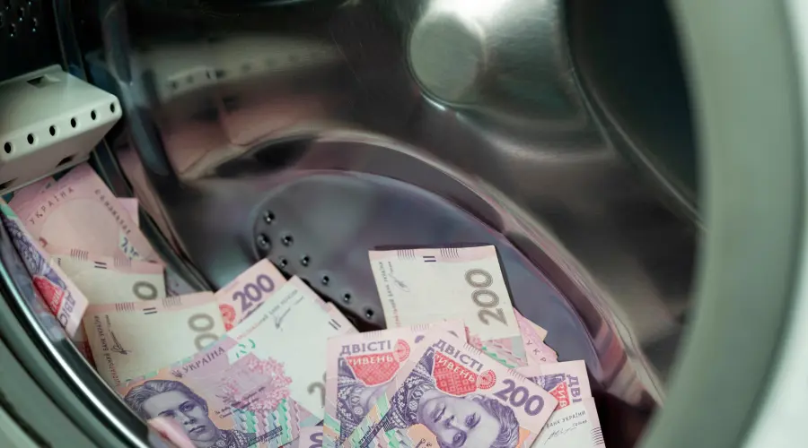 Bloqueos récord de cuentas en Polonia. La Tesorería y los bancos controlan el "dinero sucio"
