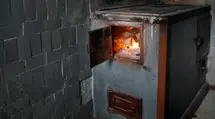 Pagaban a los hornos, y ahora no hay nada para quemar. Falta pellet y gas, y el carbón sube de precio