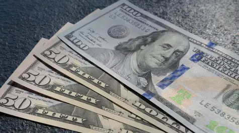 Oil getting more expensive, but the dollar waits... What about the euro-dollar EUR/USD?