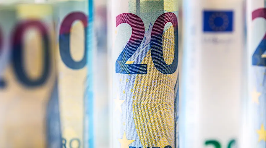EURO (EUR/PLN) falls below 4.33, oil again breaks the 100 USD threshold!