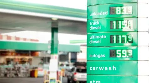 Precios del combustible - pronósticos para los próximos días. Es posible que no podamos evitar un nivel de 8 PLN por litro