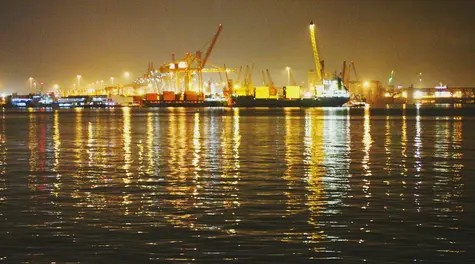 Ataques en el Mar Rojo, decisión de la Fed en julio y salto de la inflación en Polonia. ¿Qué le espera al mercado?