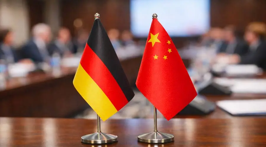 La economía de Alemania frena bruscamente, y China regresa a crecimientos salvajes