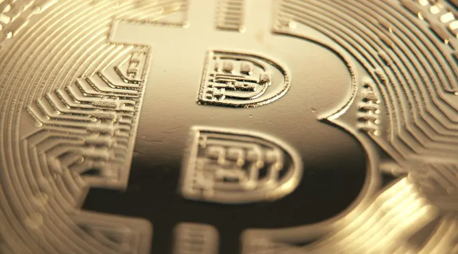 Bitcoin Tests Historical Support, AI Tokens Rise 36%
