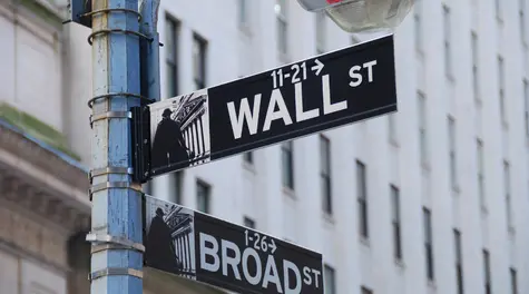 El dólar avanza como un toro. USD/PLN a 3,73 zlotys, el euro sube y el yen está al borde de la caída