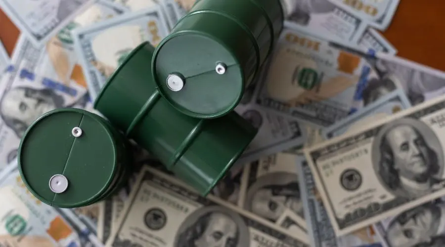 Breakthrough in the Middle East Sinks Oil Prices. European Exchanges at Record Levels