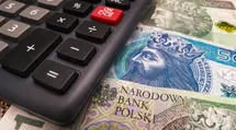 Decisión de la RPP, miles de millones de KPO y nuevo salario mínimo. El euro cerró a 4,23 PLN