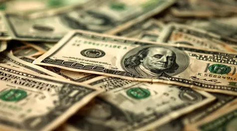 El tipo de cambio del dólar es alto. El euro sigue superando 4,26 PLN
