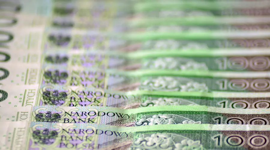 Caída inesperada de la inflación en Polonia. RPP toma aire, Wall Street vive solo con IA