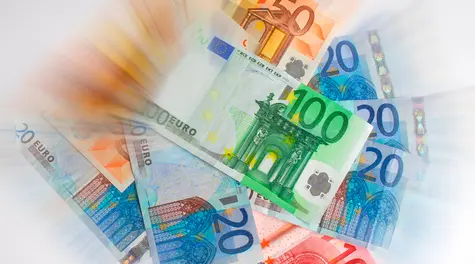 Fed pressure pushes EUR/USD to 2025 levels. The zloty under pressure, but Polish debt defends itself with a successful auction