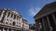 BoE Caught Between Cooling Labour Market and Persistent Price Pressures