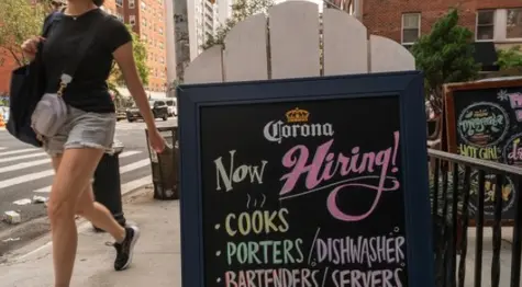 Dollar Steady Ahead of Payrolls as Tariffs Fail to Rattle Markets