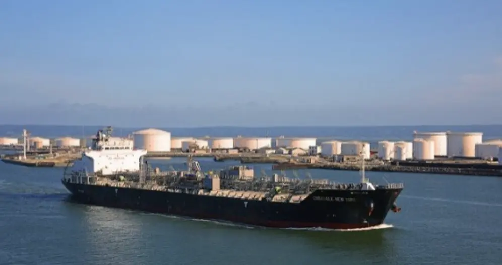 Energy and Commodities Weekly: Speculators Cut WTI Exposure, Gold Awaits US Jobs Data