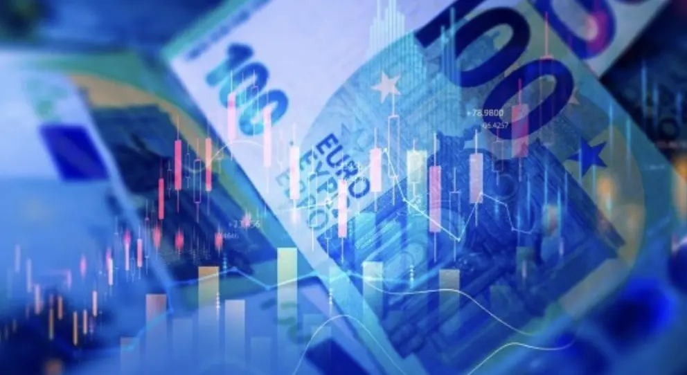 Disinflation Risks Push ECB Toward Easing, Yield Curves Steepen