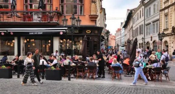 Czech Inflation Driven by Robust Rents and Services Amid External Growth Risks