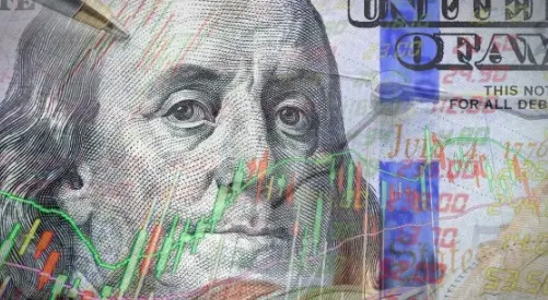 ront-End Stagnation and Long-End Shifts: Diverging Dynamics in Euro and US Yield Curves