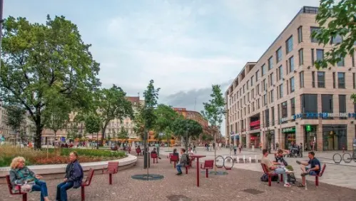 Hungary’s Labour Market Shows Rising Unemployment Amid Persistent Tightness and Wage Pressures