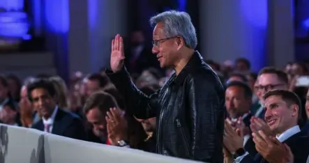 ChatGPT Reaches 700M Weekly Users, but AI Productivity Gains Remain Uneven