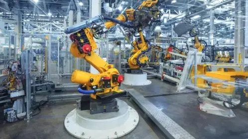 Czech Manufacturing Weakens as Orders and Confidence Slide; Risks Mount for 2026