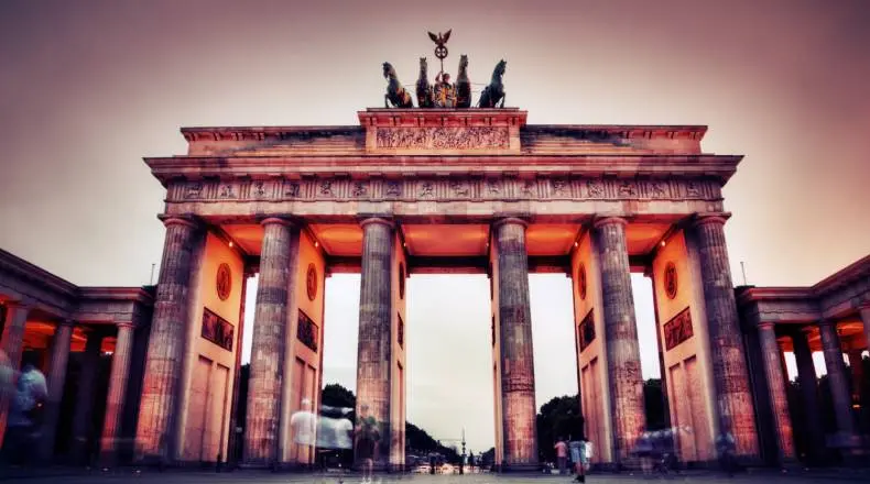 Dax 40 December longs at very strong support at 15750/700 worked perfectly | FXMAG.COM