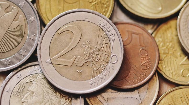 EUR/USD Pair May Resume Its Larger Degree Downtrend| FXMAG.COM