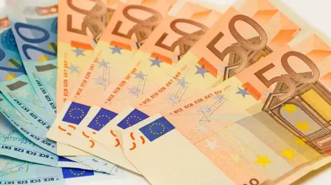 EUR/USD Pair: The Probability Remains High For A Meaningful Pullback| FXMAG.COM