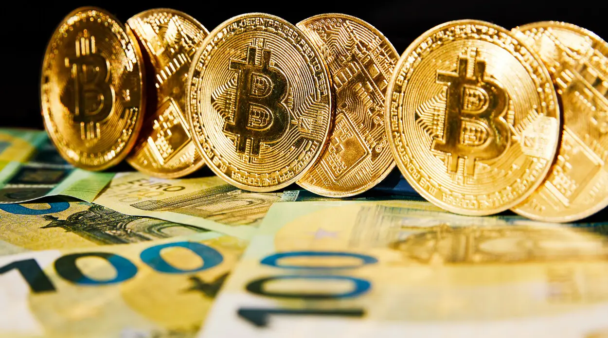El gobierno se ha bajado de tono y busca un compromiso con el presidente? Se trata de criptomonedas